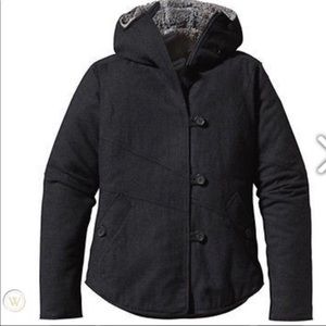 Patagonia women’s reversible wool coat - xs